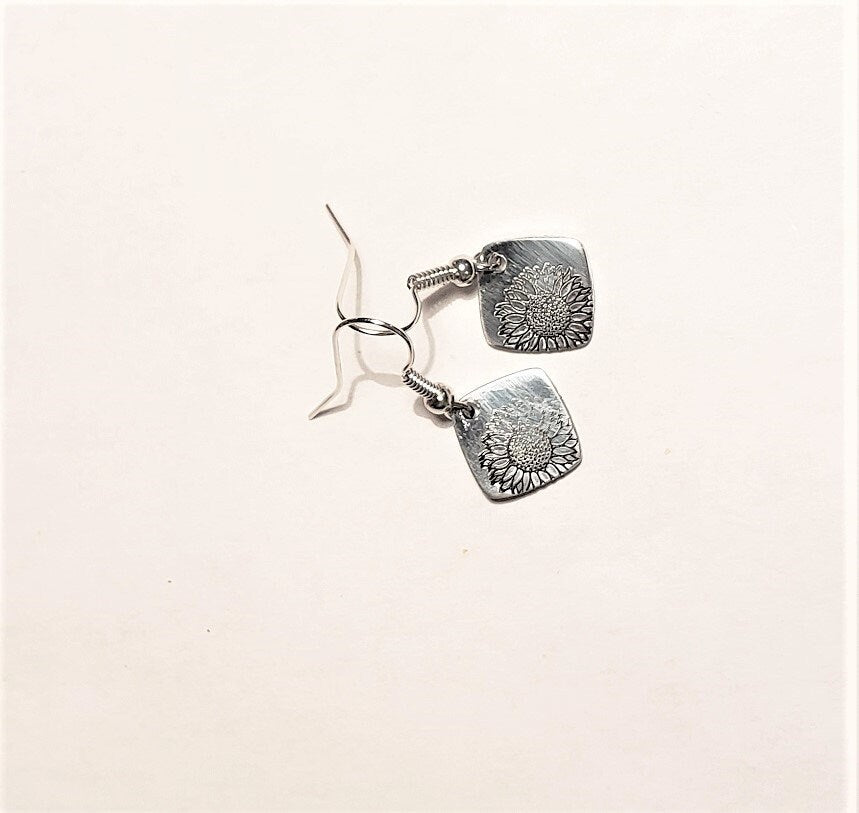 Sunflower Earrings, Hand stamped Earrings, Flower Earrings, Cute Earrings, Mom Gift