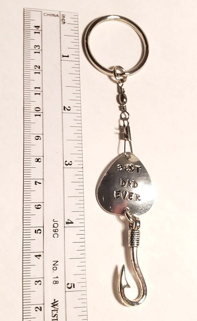 Dad Gift Fisherman, Fish Hook Daddy Key chain,Fly Fishing Hook, New Dad Gift, Grandpa Key chain Gift, Son Father Gift, Fun Dad Gift