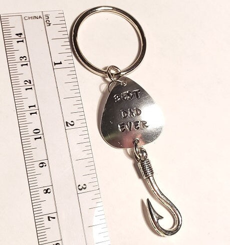 Dad Gift Fisherman, Fish Hook Daddy Key chain,Fly Fishing Hook, New Dad Gift, Grandpa Key chain Gift, Son Father Gift, Fun Dad Gift