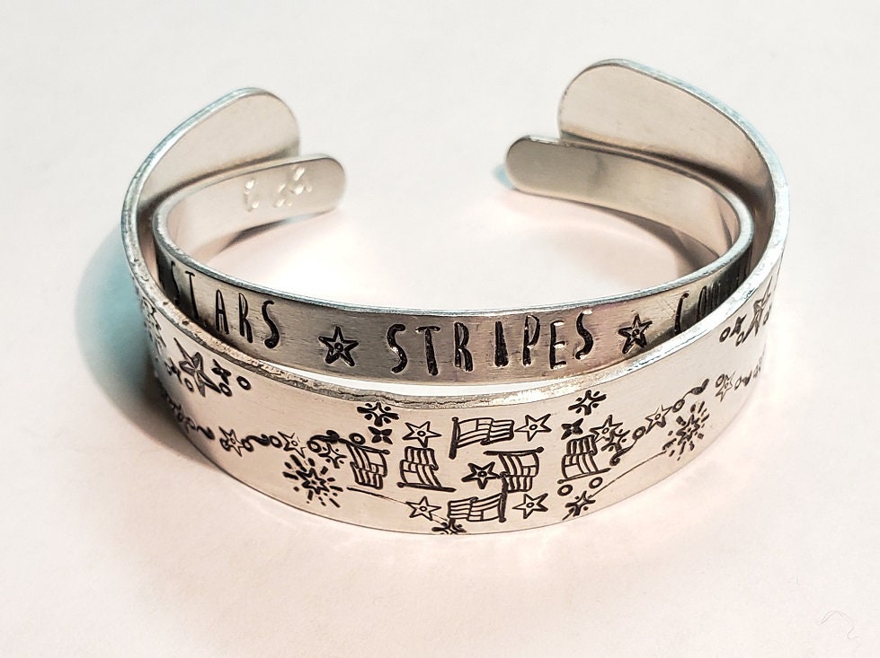 Patriotic 4th of July Cuff, Independence Day Cuff for Women, USA flag Cuff, Women's 4th of July Jewelry,4th of July accessories