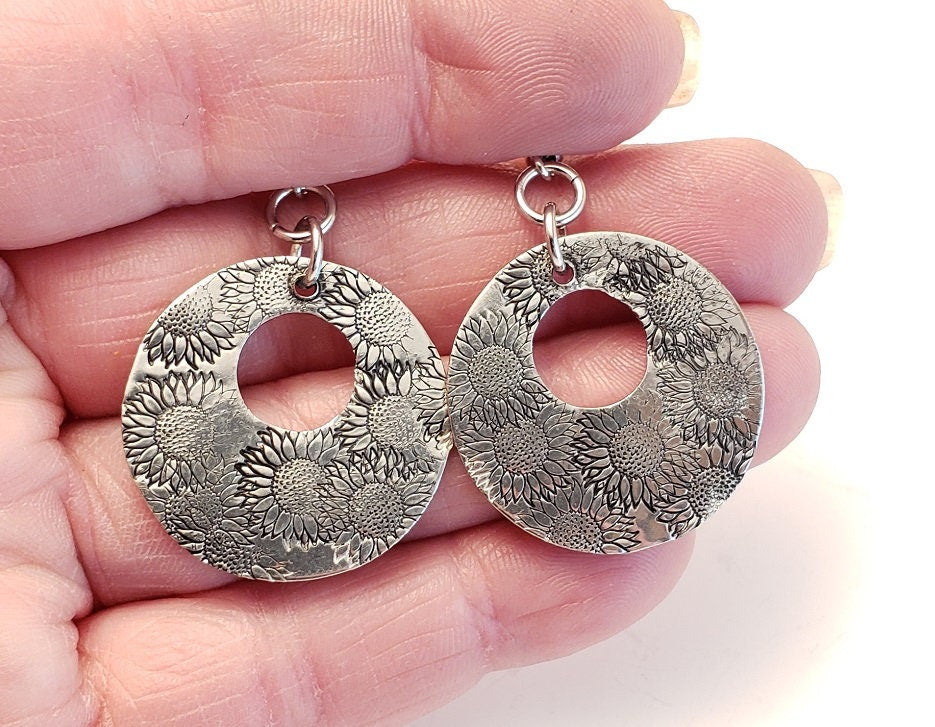 Sunflower Earrings, Hand stamped Earrings, Flower Earrings, Cute Earrings, Mom Gift, Silver Earrings