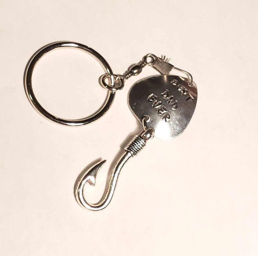 Dad Gift Fisherman, Fish Hook Daddy Key chain,Fly Fishing Hook, New Dad Gift, Grandpa Key chain Gift, Son Father Gift, Fun Dad Gift