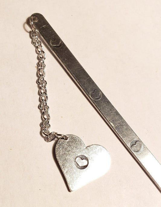Personalized Bookmark, Metal Bookmark, Custom Bookmark, Hand stamped Bookmark, book lover gift, Aluminum bookmark, Hearts
